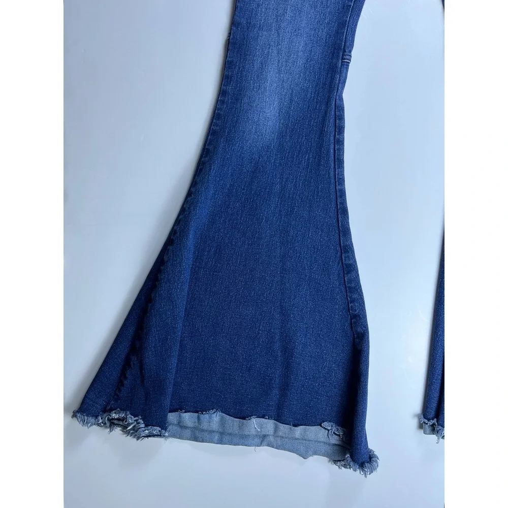 Turquoise Haven Womens Bell Bottom Jeans Medium Wash Smocked Waist Flare Size M